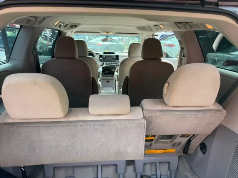 TOYOTA Sienna   - 2014