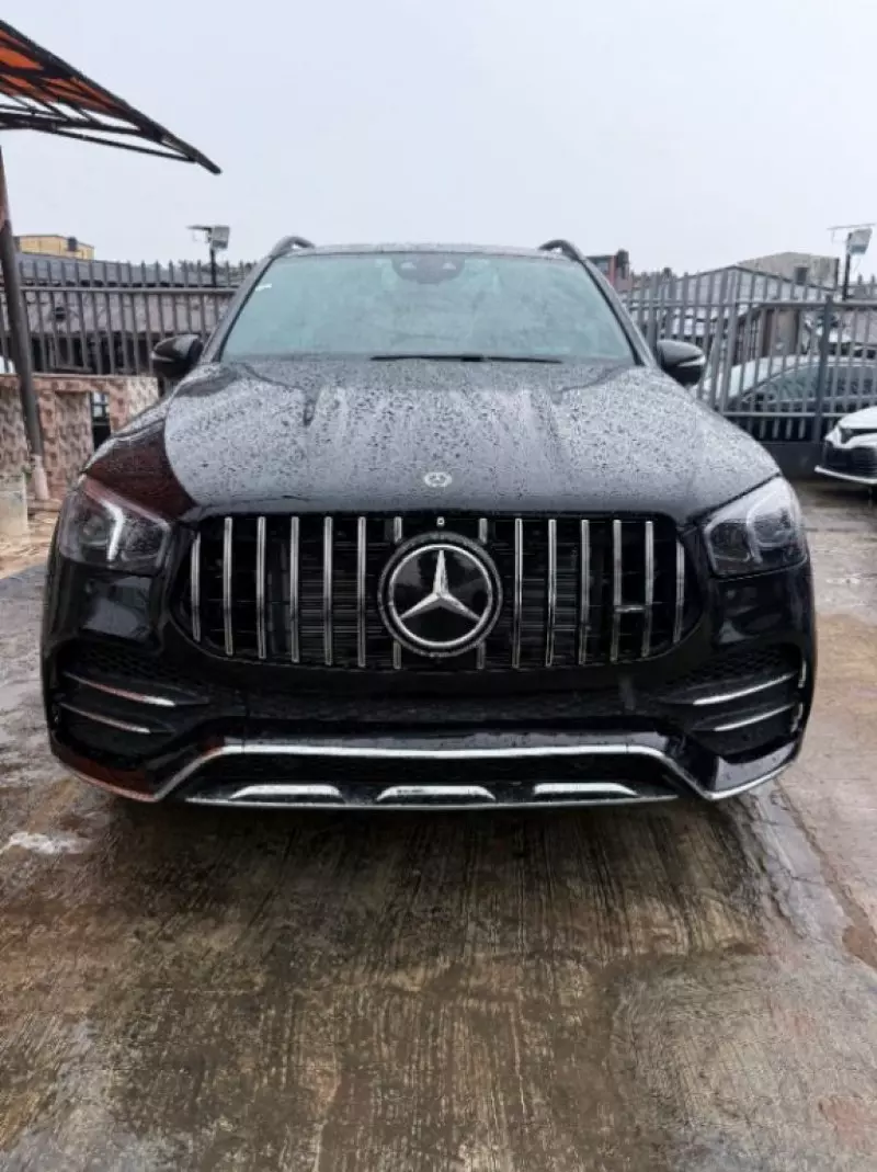 Mercedes-Benz GLE 53 AMG   - 2021