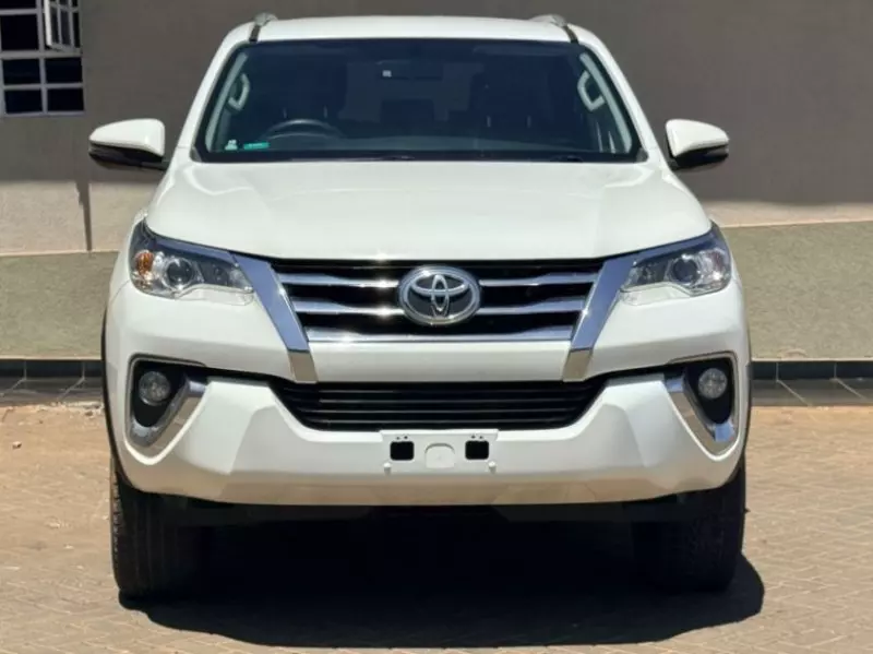 Toyota Fortuner   - 2019