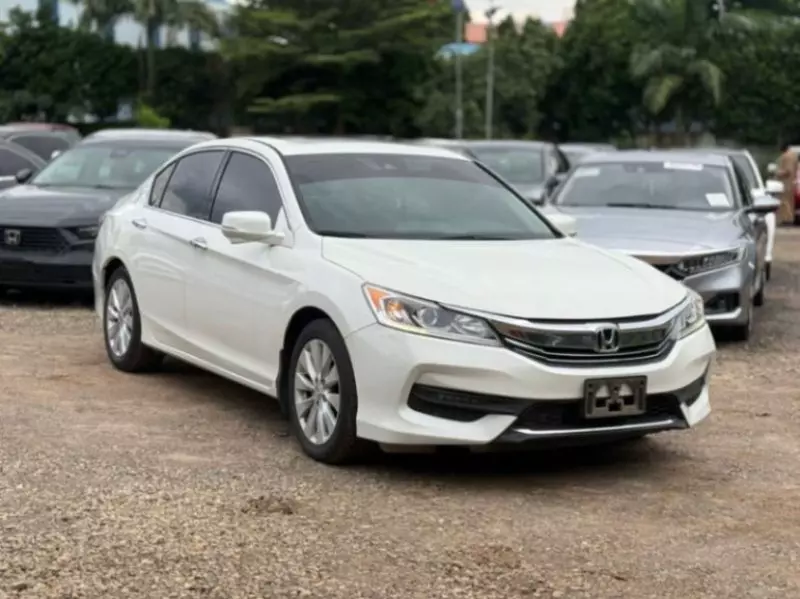 Honda Accord   - 2014