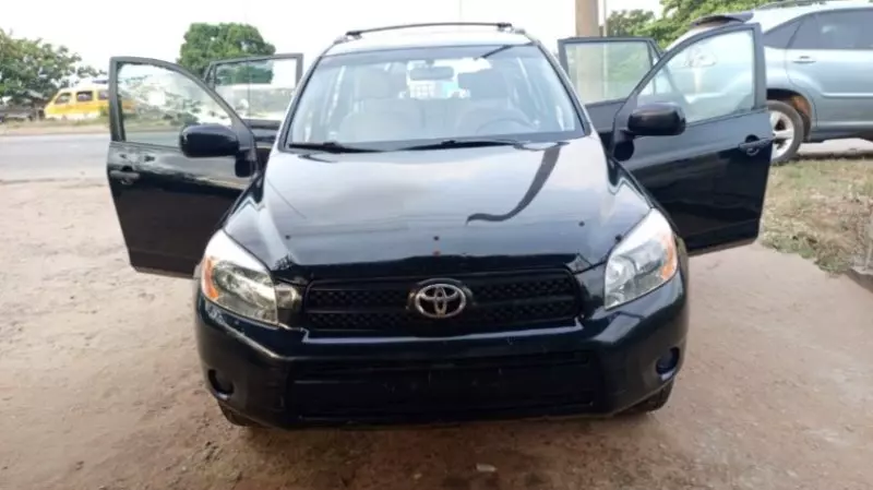 Toyota RAV4   - 2008