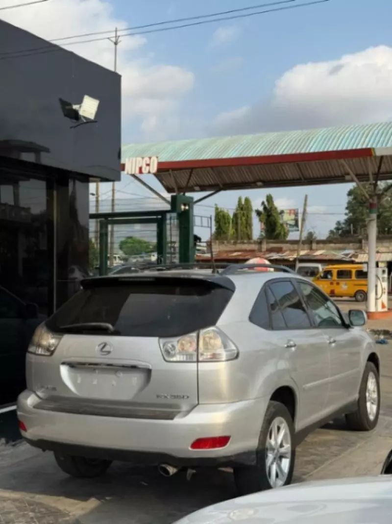 Lexus RX   - 2009