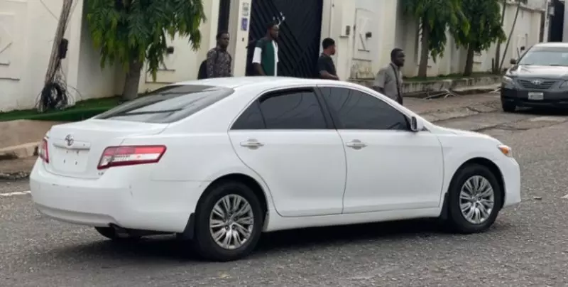 TOYOTA Camry   - 2010