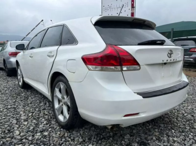 Toyota Venza   - 2010