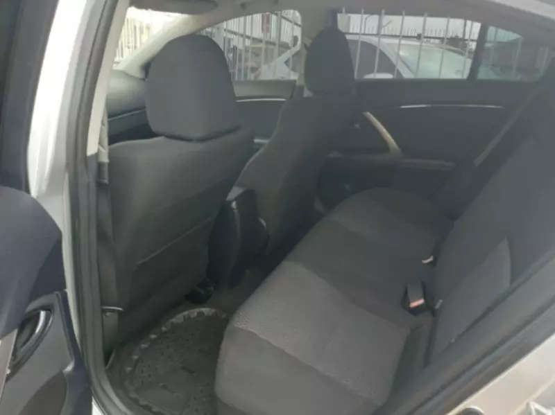 TOYOTA Avensis   - 2010