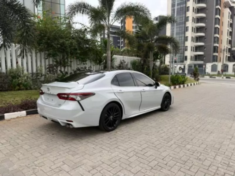 TOYOTA Camry   - 2023