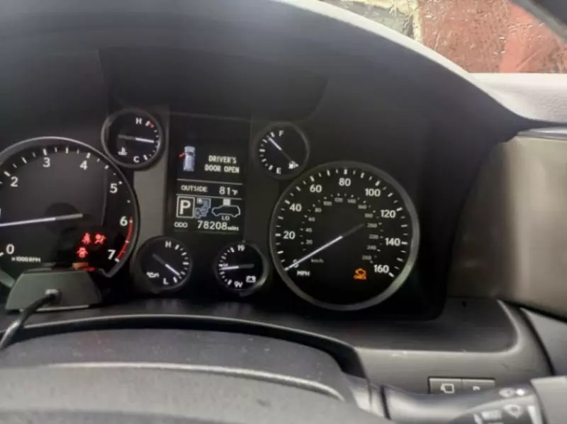 Lexus LX 570   - 2014