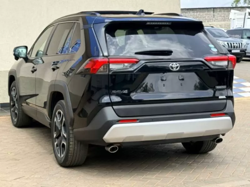 Toyota RAV 4   - 2020