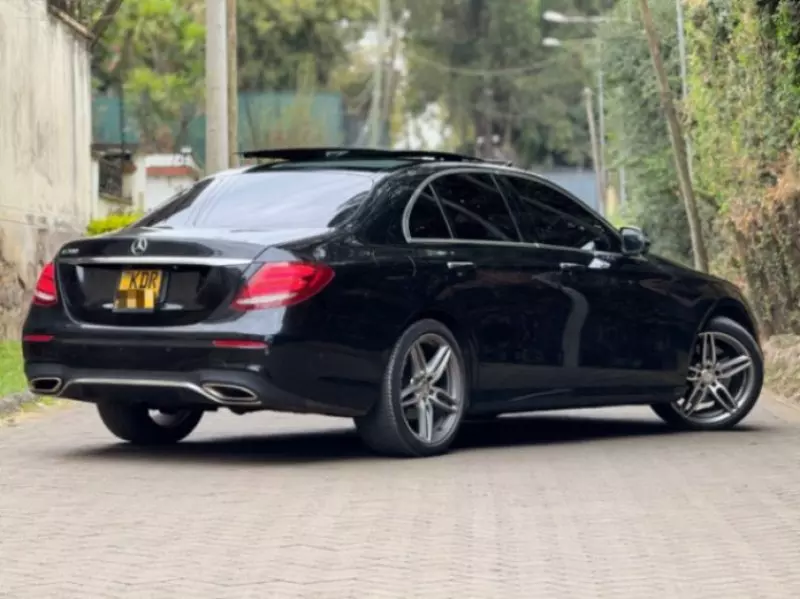 Mercedes-Benz E250   - 2017