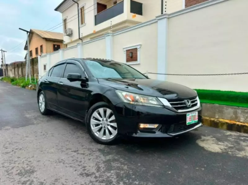 Honda Accord   - 2015