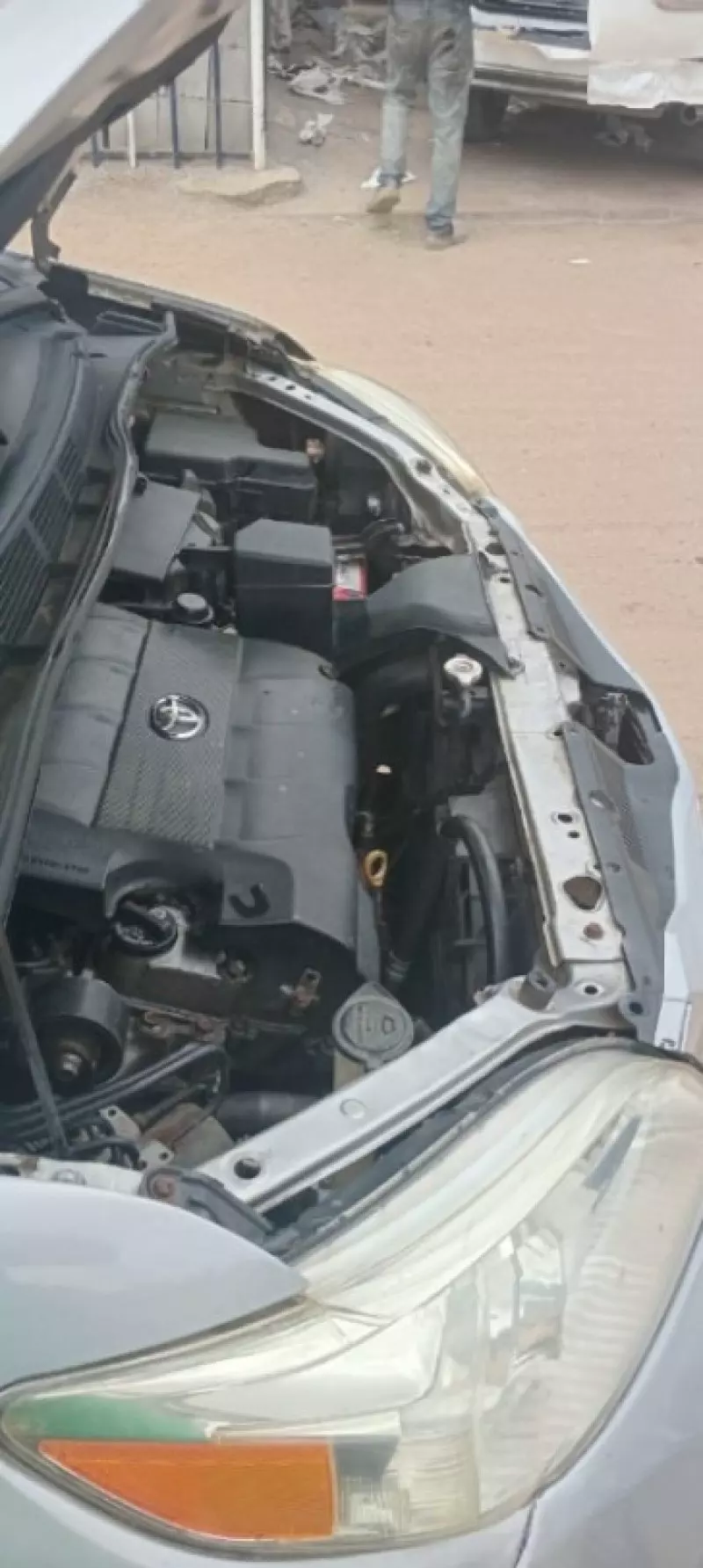 TOYOTA Sienna   - 2011