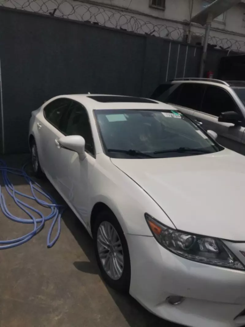 Lexus ES 350   - 2013