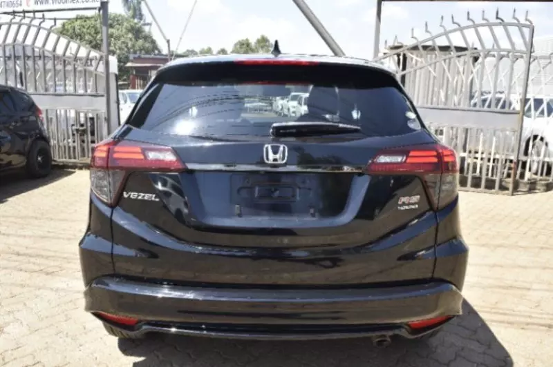 Honda Vezel Hybrid   - 2018