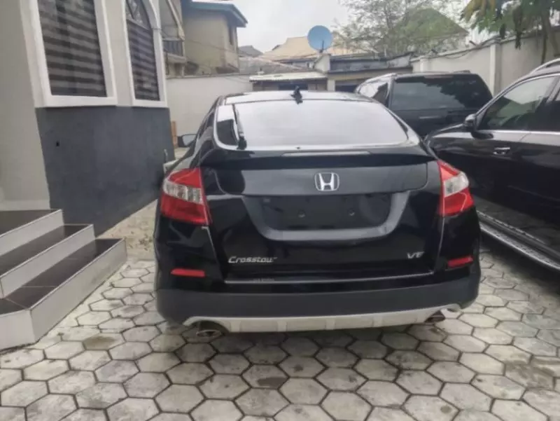 Honda Crosstour   - 2013
