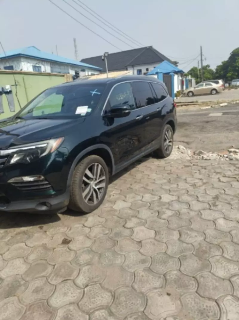 Honda Pilot   - 2016