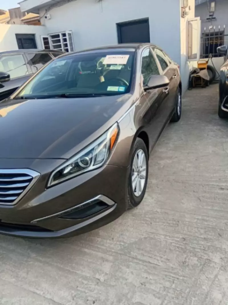 Hyundai Sonata   - 2015
