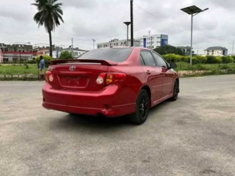 TOYOTA Corolla Sport - 2010
