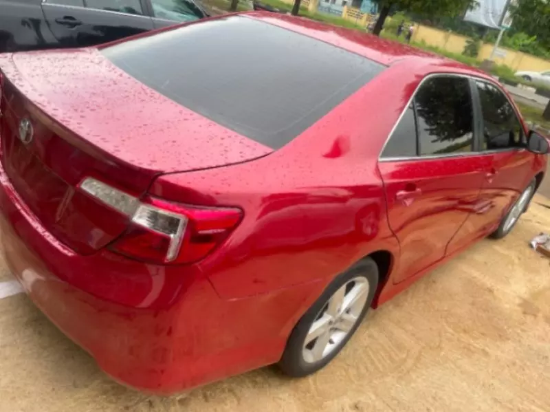 Toyota Camry - 2014