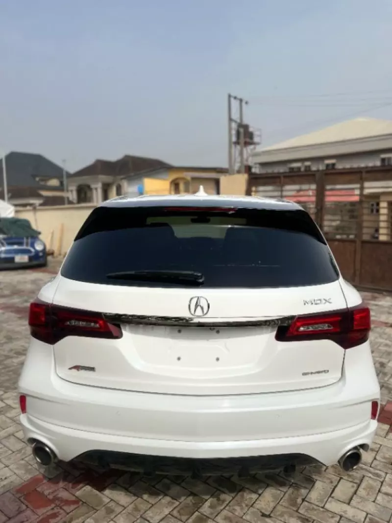 Acura MDX   - 2020