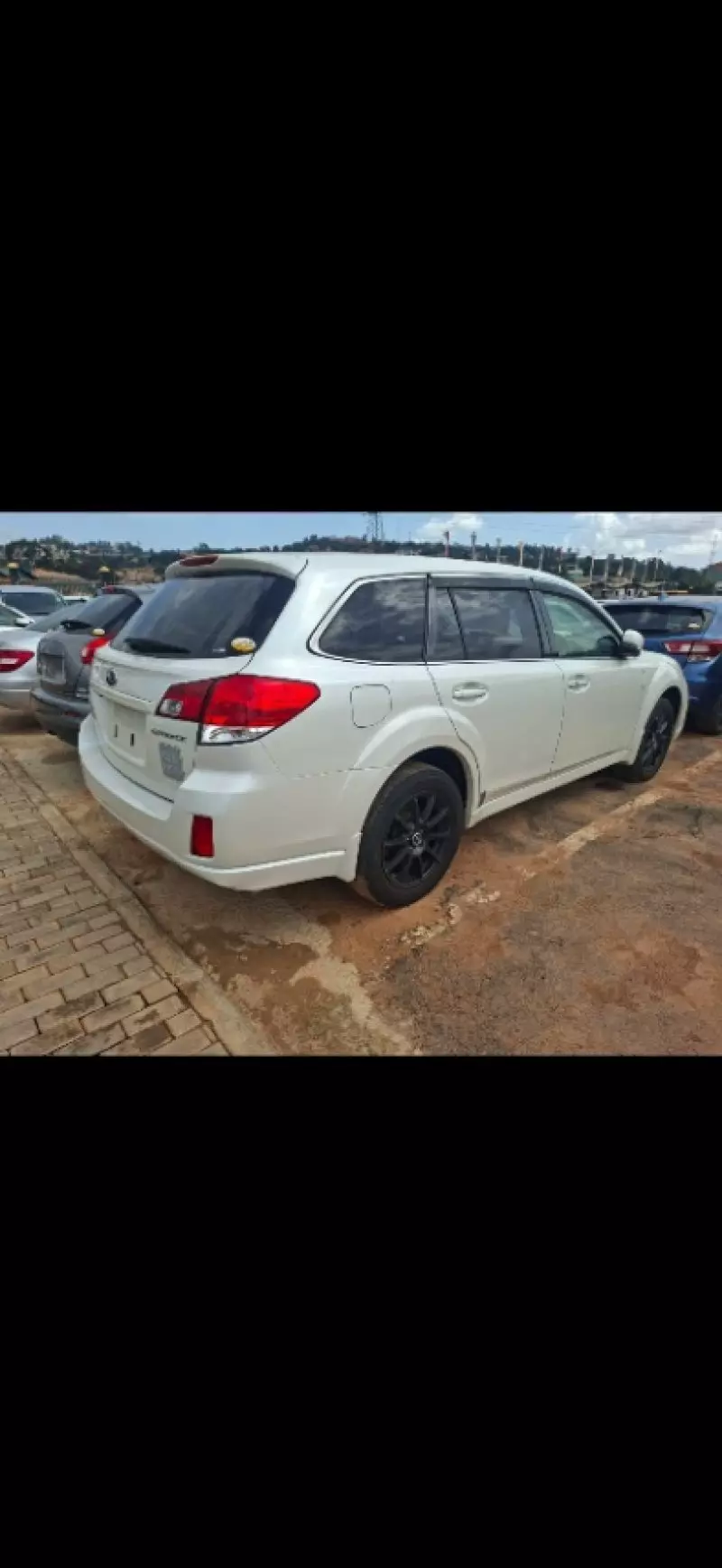 Subaru Outback   - 2013