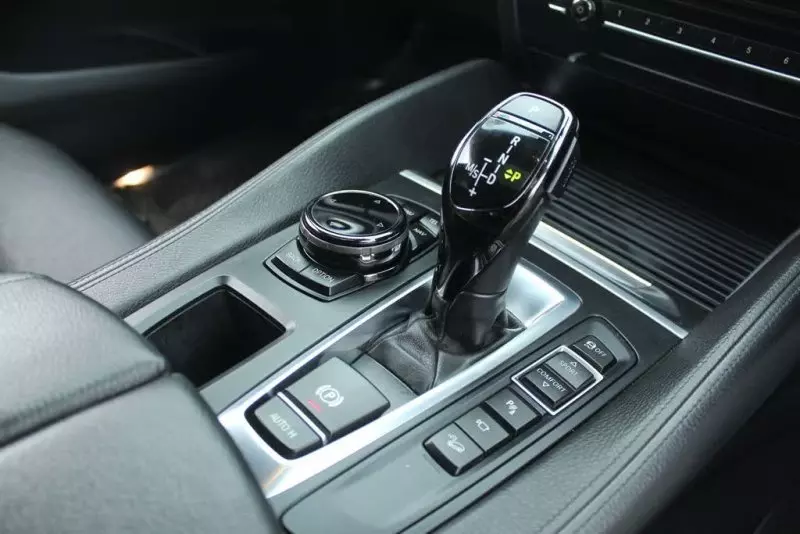 BMW X6   - 2015