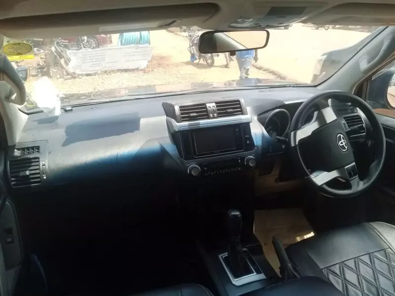 Toyota Landcruiser Prado   - 2017