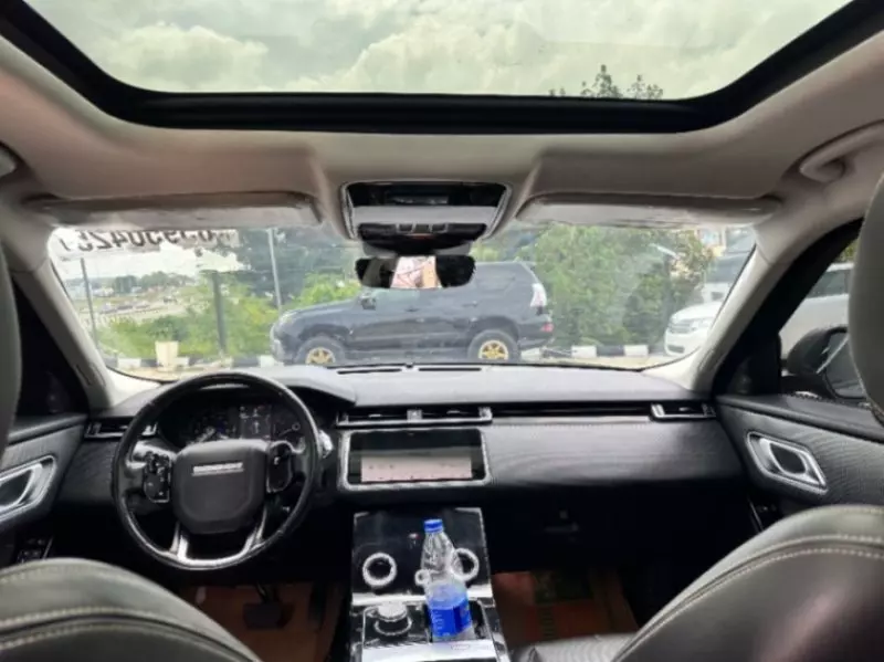 Land Rover Range Rover Velar   - 2019