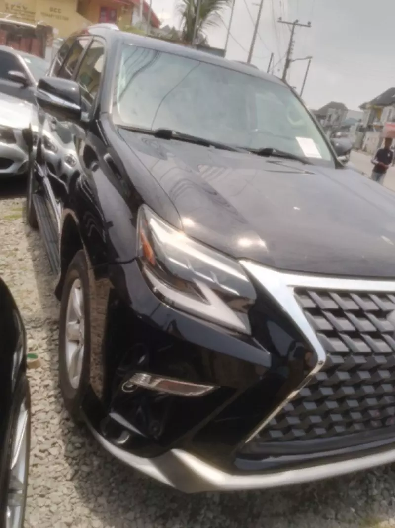 Lexus GX 460   - 2010