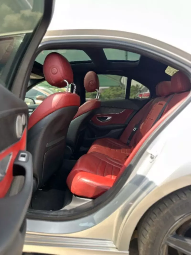 Mercedes-Benz C-class   - 2015