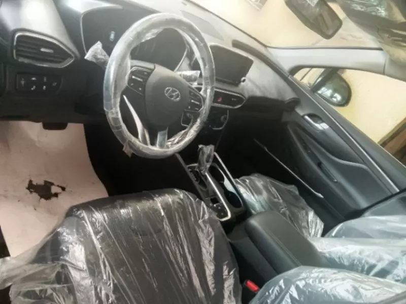 Hyundai Santa Fe   - 2020