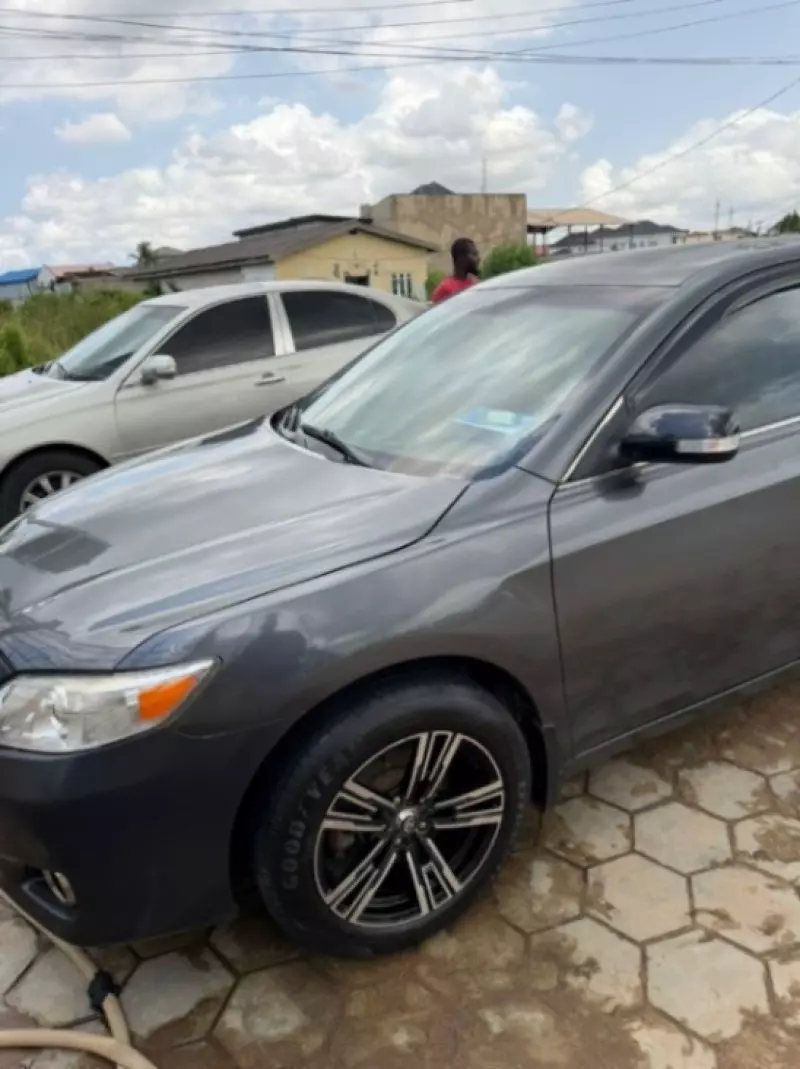 Toyota Camry   - 2007