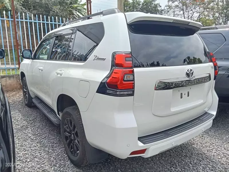 TOYOTA Landcruiser prado TX   - 2021