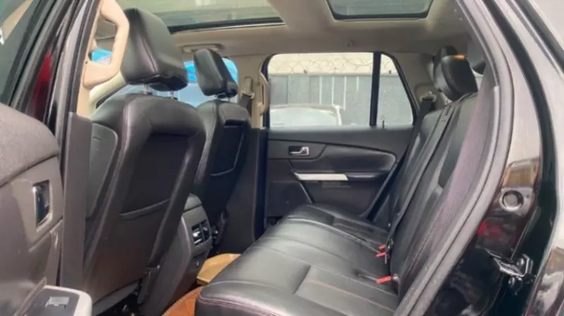 Ford Edge   - 2011