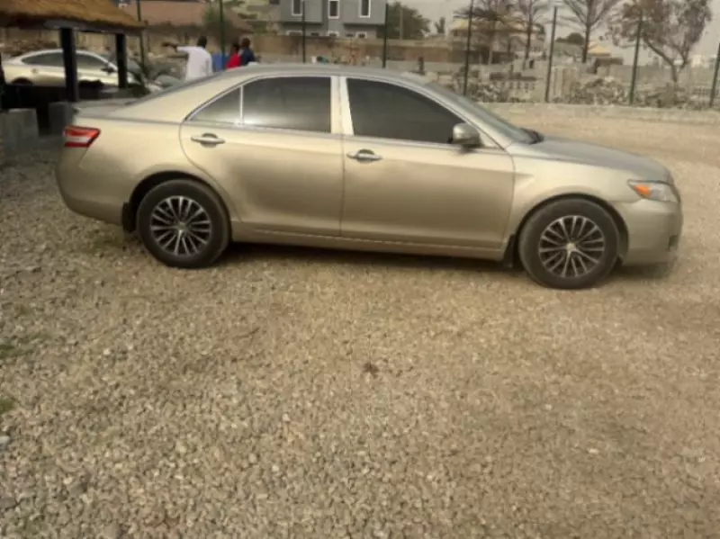 Toyota Camry   - 2008