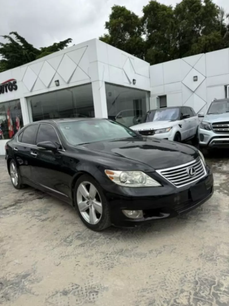 Lexus LS 460   - 2007