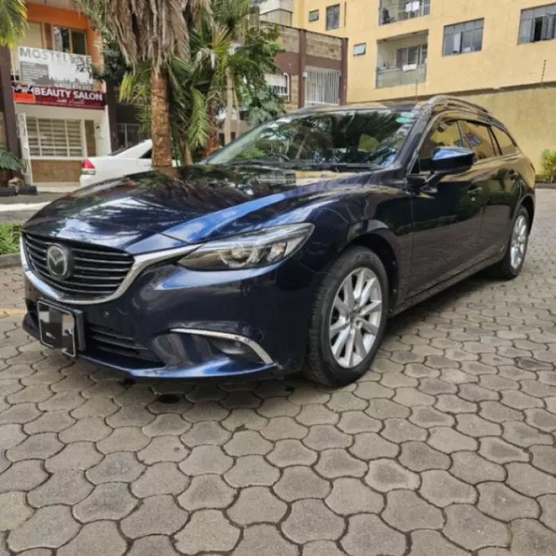 Mazda Atenza    - 2017