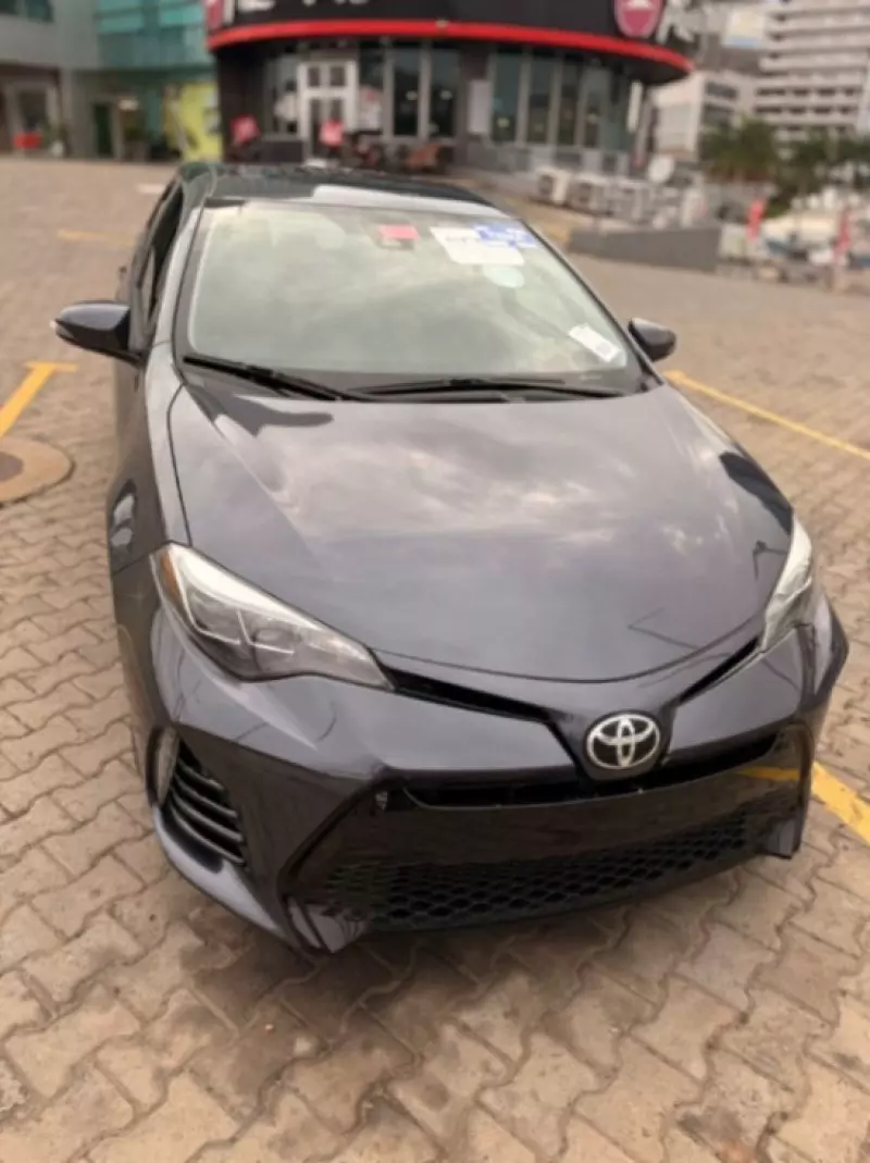 Toyota Corolla   - 2017