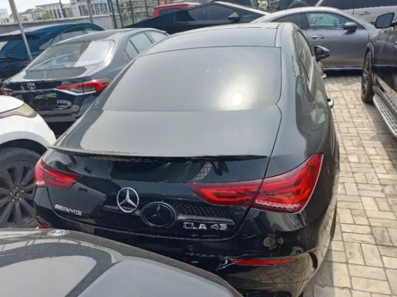 Mercedes-Benz CLA 45 AMG   - 2021