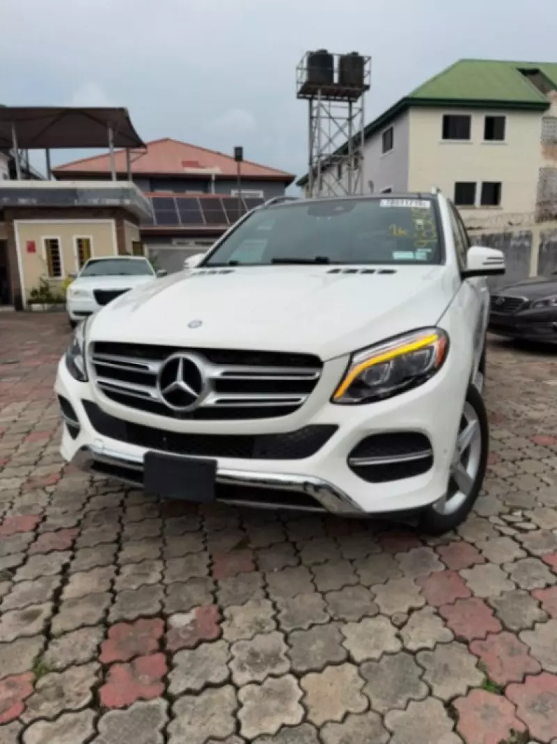 Mercedes-Benz GLE 350 - 2017