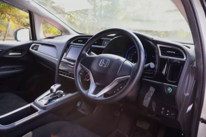 Honda Fit shuttle    - 2018