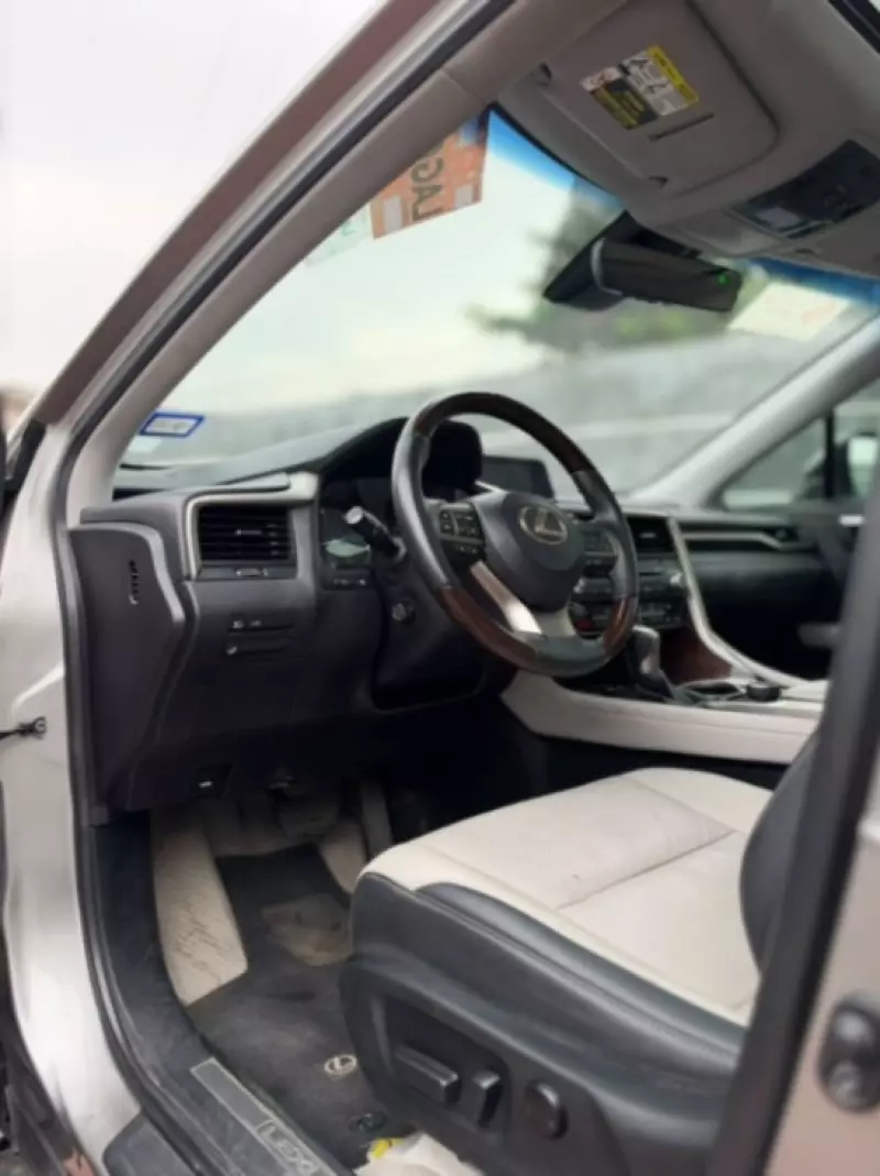 Lexus RX   - 2017