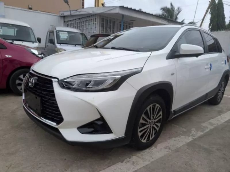 TOYOTA Yaris   - 2022