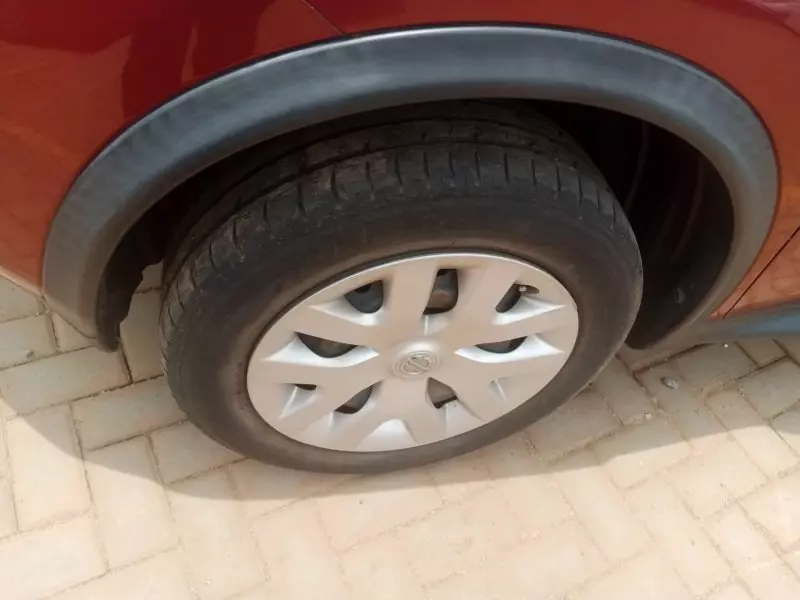 Nissan Juke   - 2012