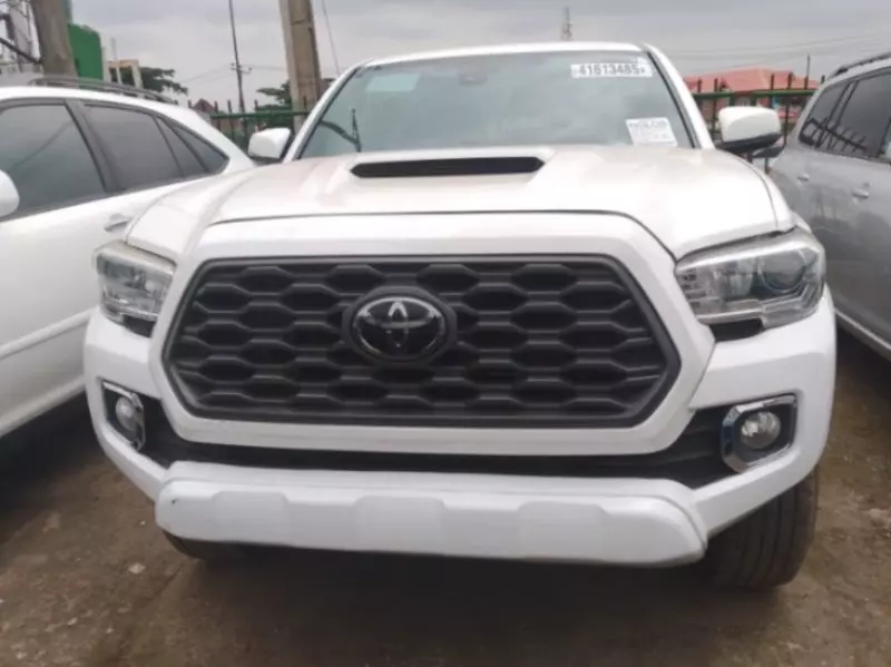 Toyota Tacoma   - 2020