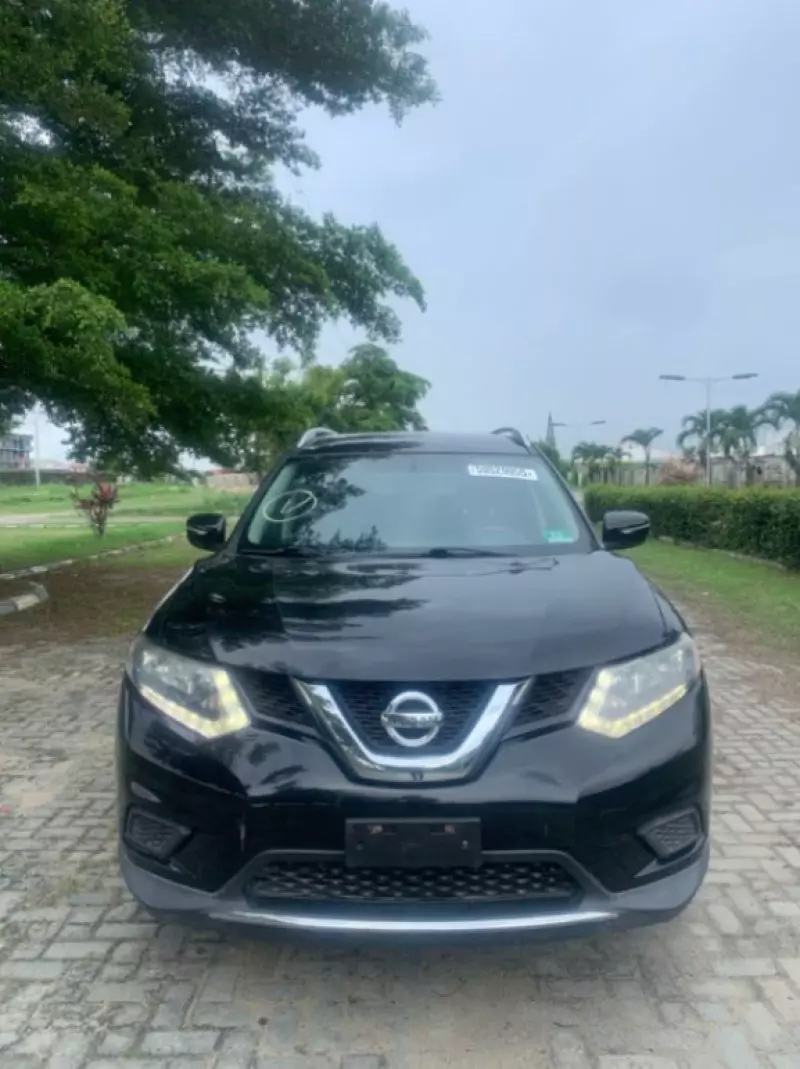 Nissan Rogue   - 2015