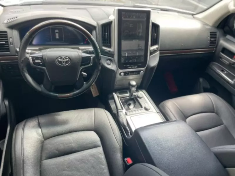 Toyota Landcruiser Vx V8    - 2020