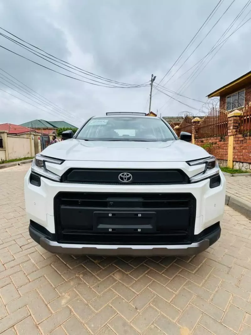 TOYOTA RAV 4   - 2025