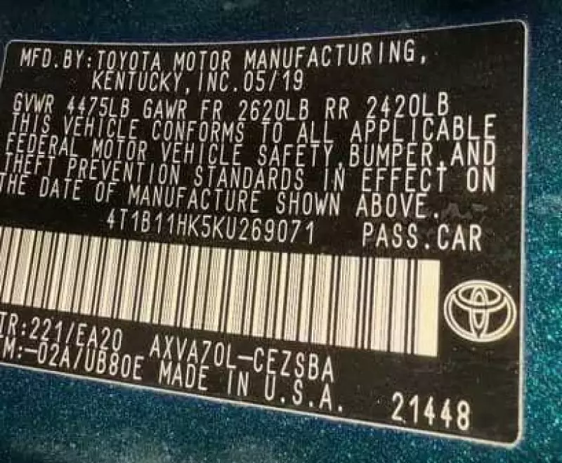 TOYOTA camry   - 2019