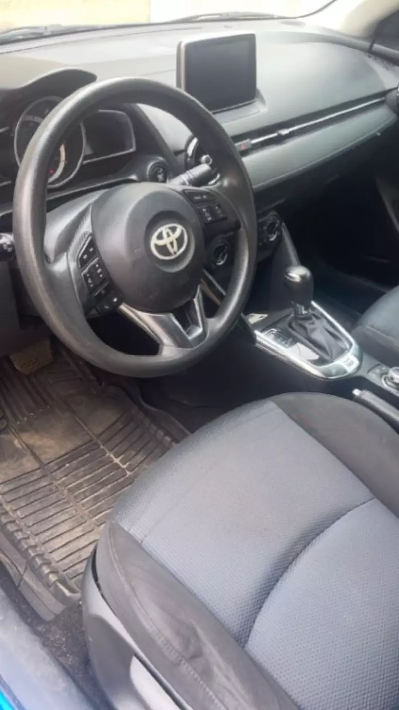 TOYOTA Yaris   - 2018
