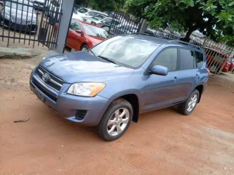 Toyota RAV 4   - 2009